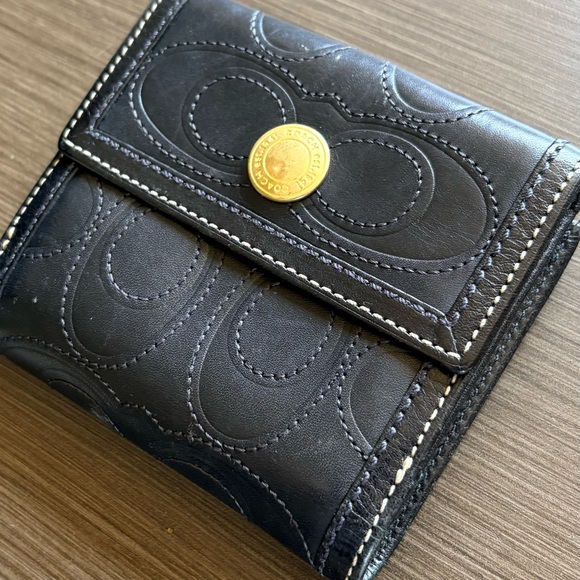 Coach Hampton Stitched Embossed TriFold Wallet Black Brass 2007 - Picture 4 of 14